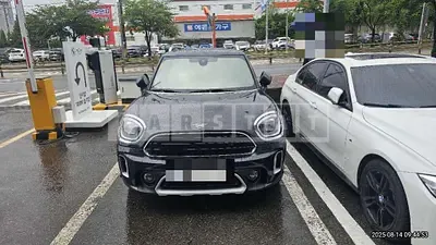 Photo 1 of 8: 2022 MINI Cooper Countryman — Korean insurance auction