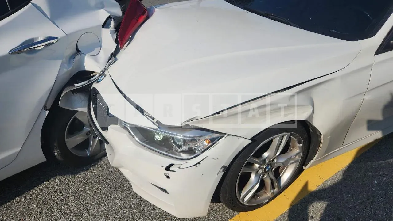 Photo 2 of 19: 2015 BMW 320d Ed, VIN WBA3E1103FF948026 — Korean insurance auction