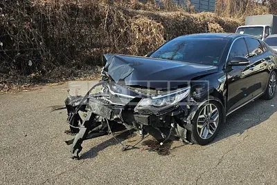 Photo 1 of 5: 2019 Kia K5, VIN KNAGW41EBKA033033 — Korean insurance auction
