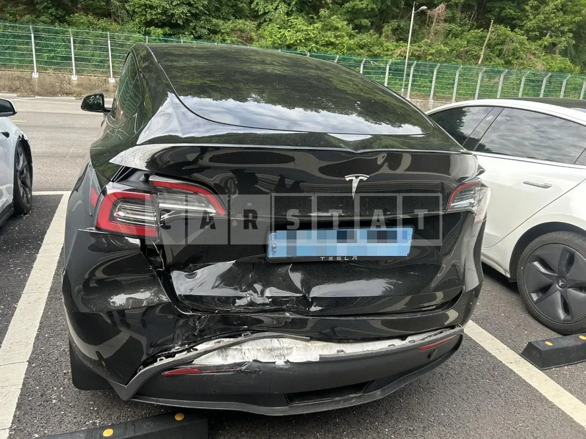 Photo 2 of 9: 2023 Tesla Model Y RWD — Korean insurance auction