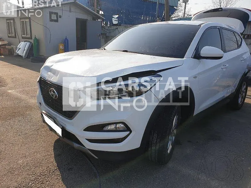 Photo 2 of 29: 2016 Hyundai Tucson, VIN KMHJ2815GHU267119 — Korean insurance auction