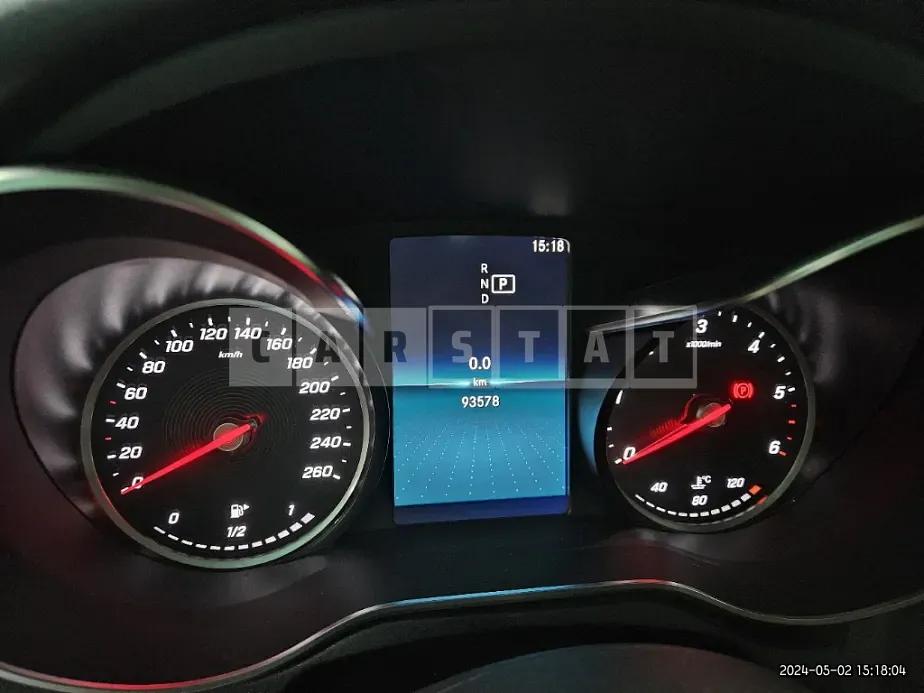 Photo 2 of 11: 2019 Mercedes-Benz C220 d — Korean insurance auction