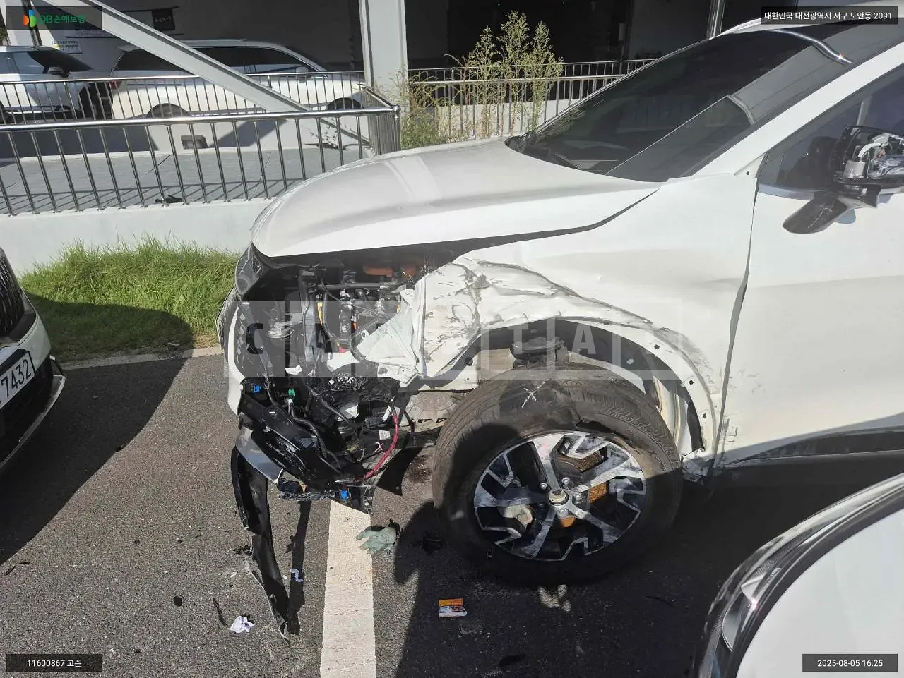 Photo 2 of 13: 2024 Kia Sportage Hybrid, VIN KNAPX81GBRK142677 — Korean insurance auction
