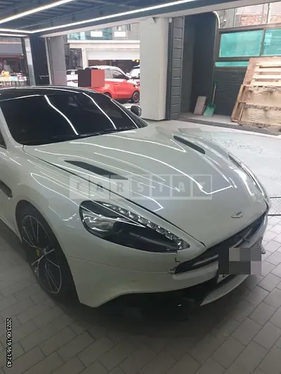 2017 Aston Martin Vanquish