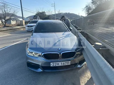 Photo 1 of 10: 2017 BMW 530i xDrive, VIN WBAJD9103HWC10645 — Korean insurance auction