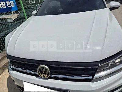 Photo 1 of 32: 2018 Volkswagen Tiguan 2.0 TDI Premium, VIN WVGZZZ5NZJW914928 — Korean insurance auction