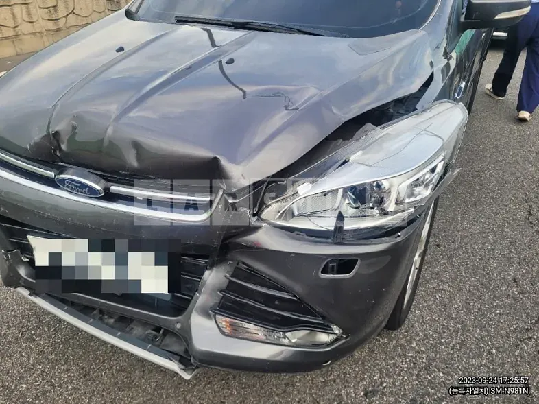 Photo 2 of 2: 2016 Ford Kuga 2.0 AWD — Korean insurance auction
