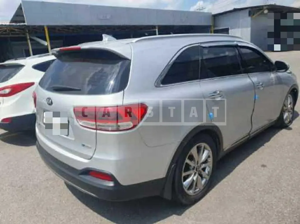 Photo 2 of 7: 2016 Kia Sorento — Korean insurance auction