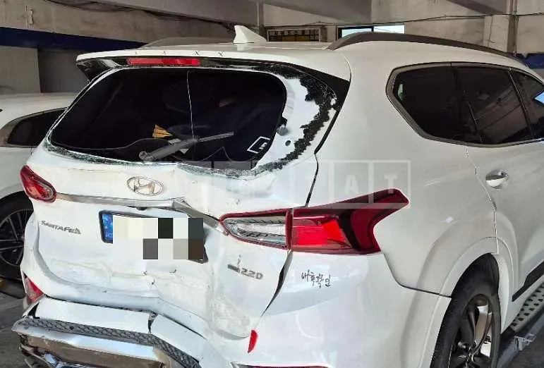 Photo 2 of 21: 2019 Hyundai Santa Fe TM — Korean insurance auction