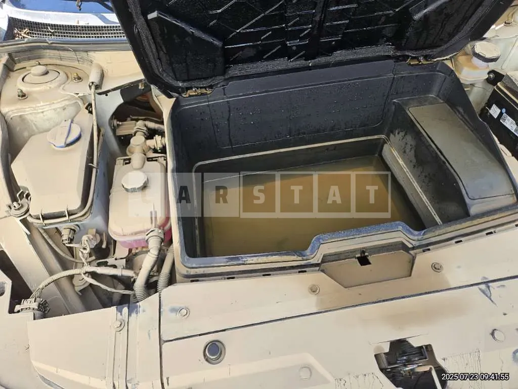 Photo 2 of 8: 2021 Kia EV6 Long Range — Korean insurance auction