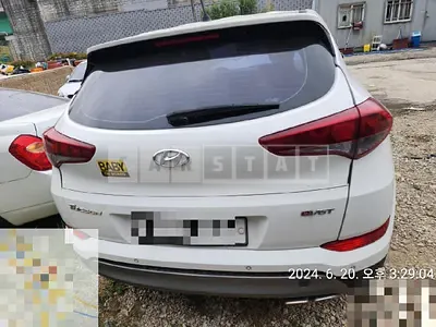 Photo 1 of 7: 2015 Hyundai Tucson — Korean insurance auction