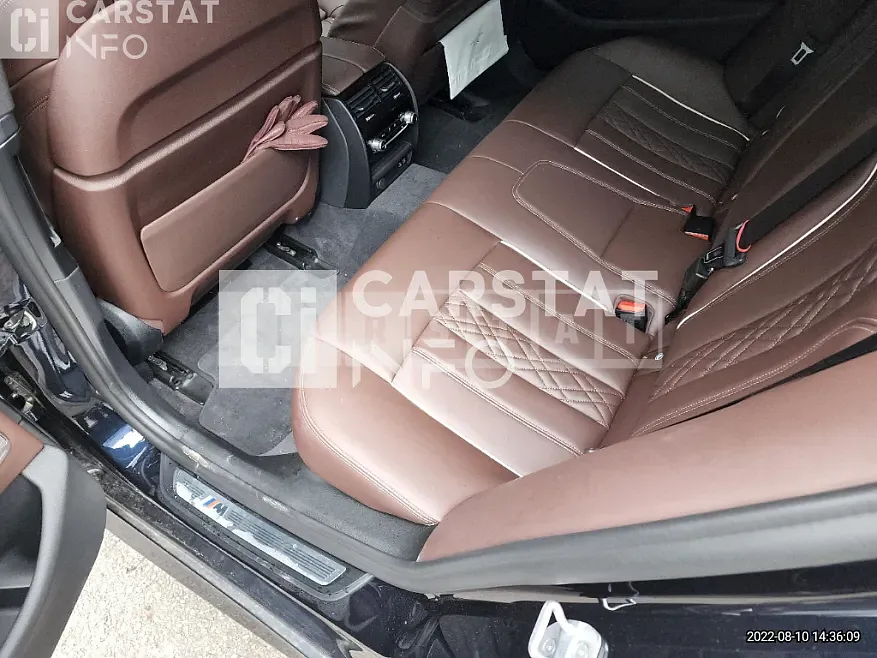Photo 2 of 7: 2021 BMW 530e, VIN WBA51AG03MCG95464 — Korean insurance auction