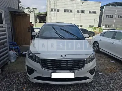Photo 1 of 26: 2019 Kia Carnival — Korean insurance auction