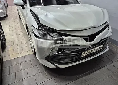 Photo 1 of 13: 2020 Toyota Camry Hybrid — Korean insurance auction