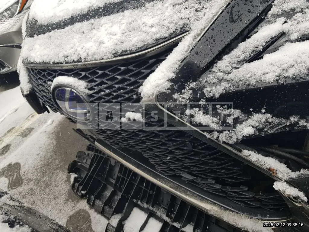 Photo 2 of 33: 2019 Lexus ES300h — Korean insurance auction