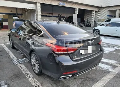 Photo 1 of 17: 2017 Genesis G80 3.3 — Korean insurance auction