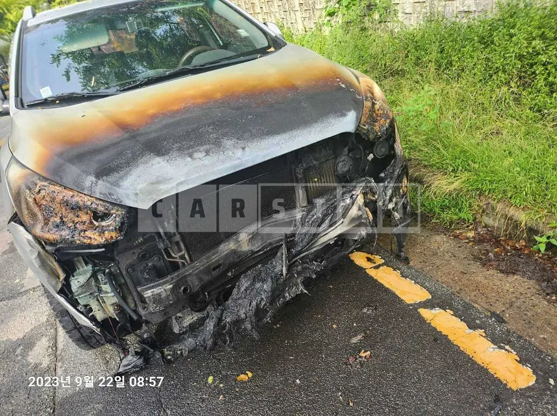 Photo 2 of 11: 2014 Hyundai Tucson — Korean insurance auction