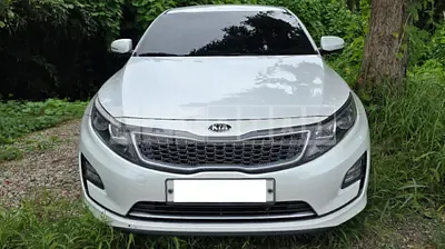 Photo 1 of 15: 2015 Kia K5 — Korean insurance auction