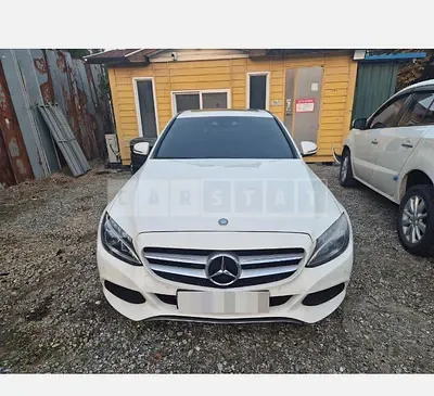 Photo 1 of 4: 2017 Mercedes-Benz C200 — Korean insurance auction