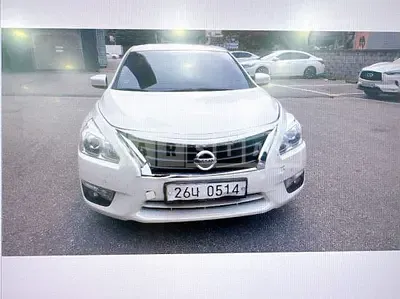 Photo 1 of 16: 2015 Nissan Altima 2.5 — Korean insurance auction