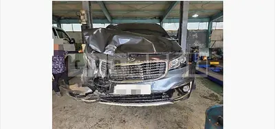 Photo 1 of 17: 2017 Kia Carnival 9 Seater — Korean insurance auction