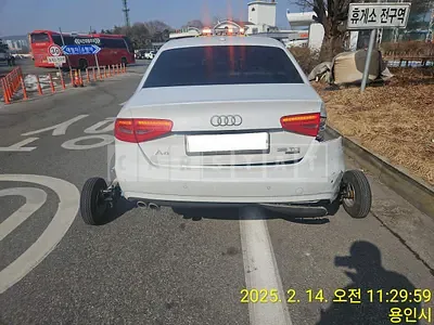 Photo 1 of 8: 2015 Audi A4 35 TDI quattro, VIN WAUZZZ8K6FA080539 — Korean insurance auction
