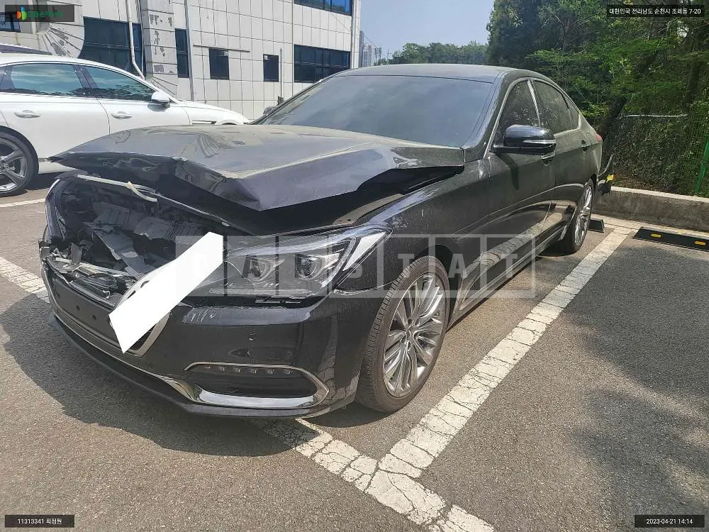 Photo 2 of 9: 2018 Hyundai Genesis /G80, VIN KMHGR41EDJU287889 — Korean insurance auction