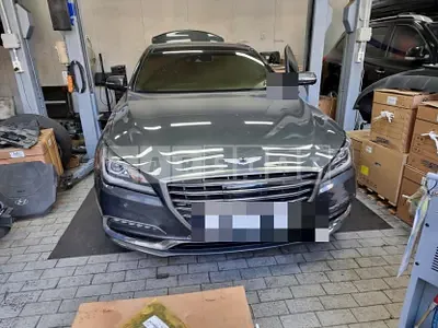Photo 1 of 28: 2017 Genesis G80 3.3 — Korean insurance auction