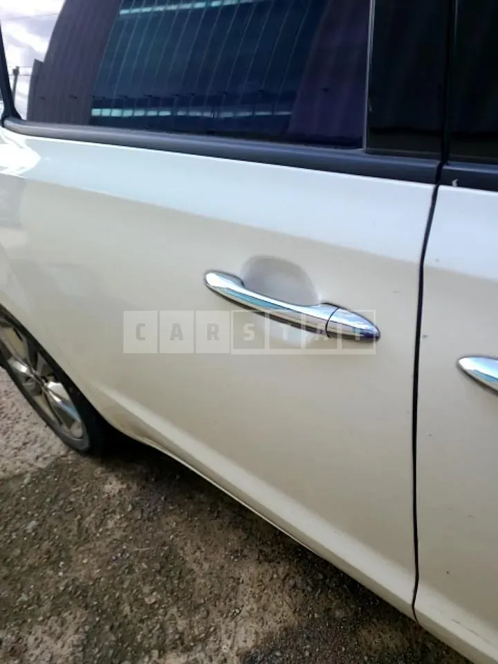 Photo 2 of 9: 2015 Kia Carnival, VIN KNAME81ABFS053383 — Korean insurance auction