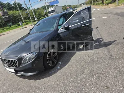 2017 Mercedes-Benz E200