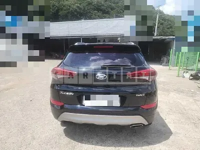Photo 1 of 13: 2016 Hyundai Tucson — Korean insurance auction