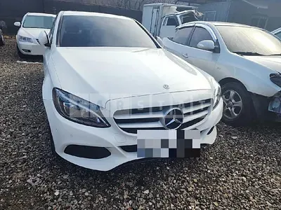 Photo 1 of 10: 2018 Mercedes-Benz C200 d, VIN WDDWF3HB1JR349512 — Korean insurance auction