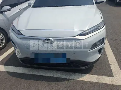 Photo 1 of 32: 2019 Hyundai Kona Electric, VIN KMHK381GFKU040289 — Korean insurance auction