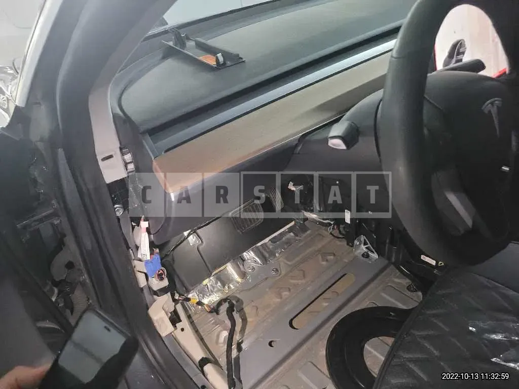 Photo 2 of 27: 2020 Tesla Model 3 Long Range, VIN 5YJ3E1EB7LF724546 — Korean insurance auction