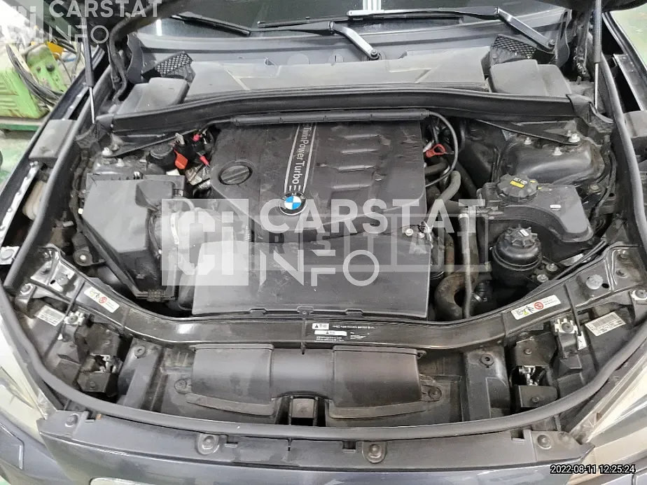 Photo 2 of 30: 2015 BMW Calm X1 xDrive20d — Korean insurance auction