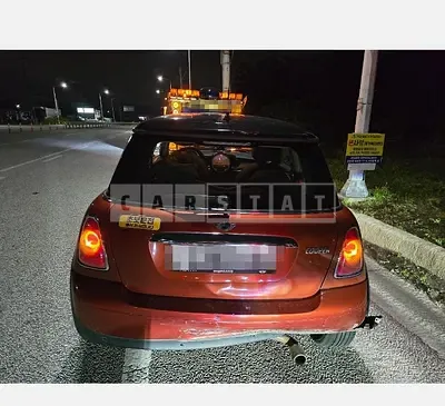 Photo 1 of 4: 2019 MINI Cooper — Korean insurance auction