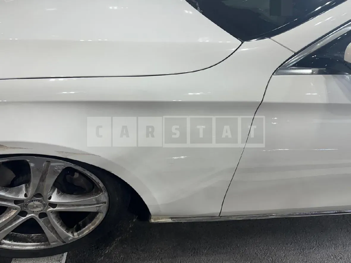 Photo 2 of 57: 2016 Mercedes-Benz E220 d — Korean insurance auction