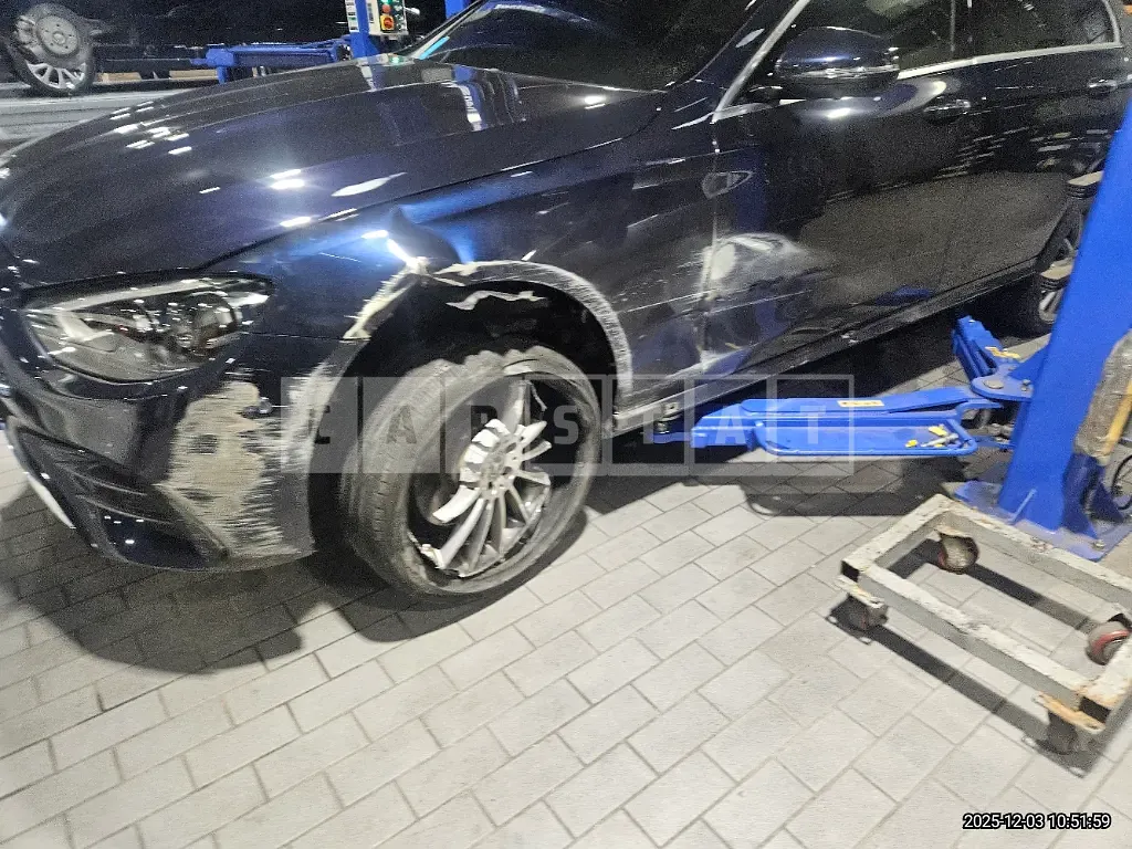 Photo 2 of 49: 2022 Mercedes-Benz E350 4Matic — Korean insurance auction