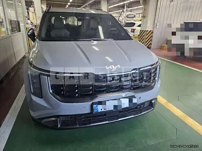 Photo 1 of 40: 2024 Kia Carnival Hybrid — Korean insurance auction