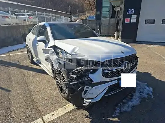 Photo 2 of 12: 2024 Mercedes-Benz GLC300 4Matic Coupe — Korean insurance auction