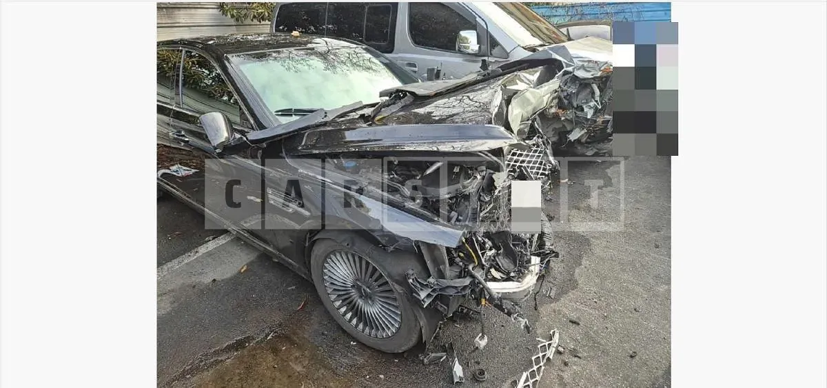 Photo 2 of 11: 2019 Genesis G90 3.8 — Korean insurance auction