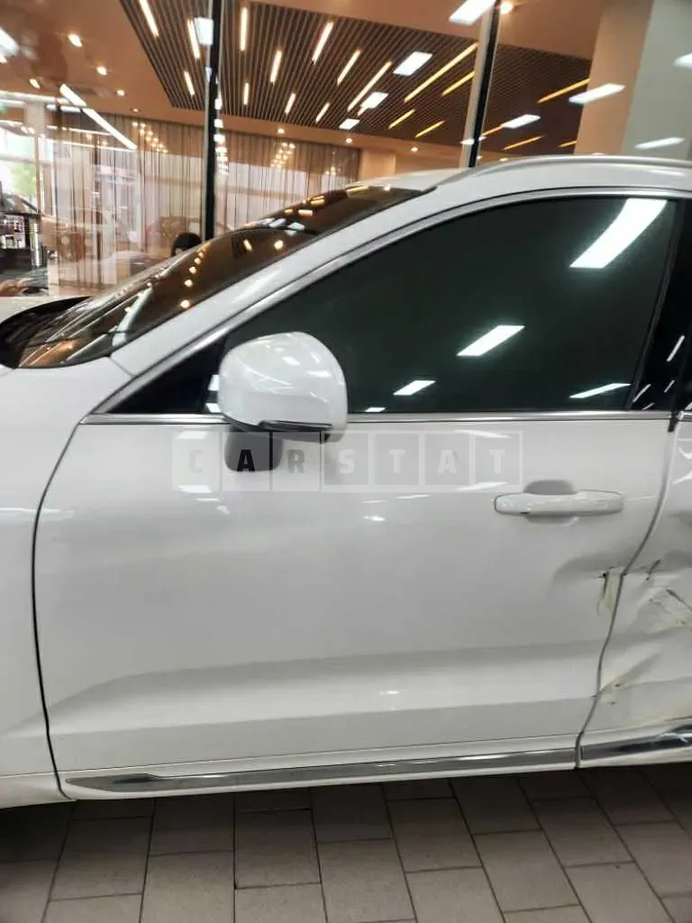 Photo 2 of 21: 2020 Volvo XC60T6 AWD — Korean insurance auction