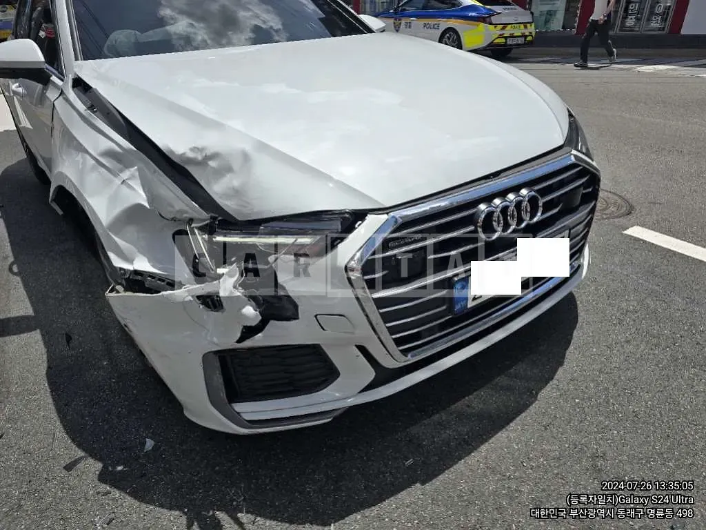 Photo 2 of 10: 2022 Audi A6 45 TFSI quattro — Korean insurance auction