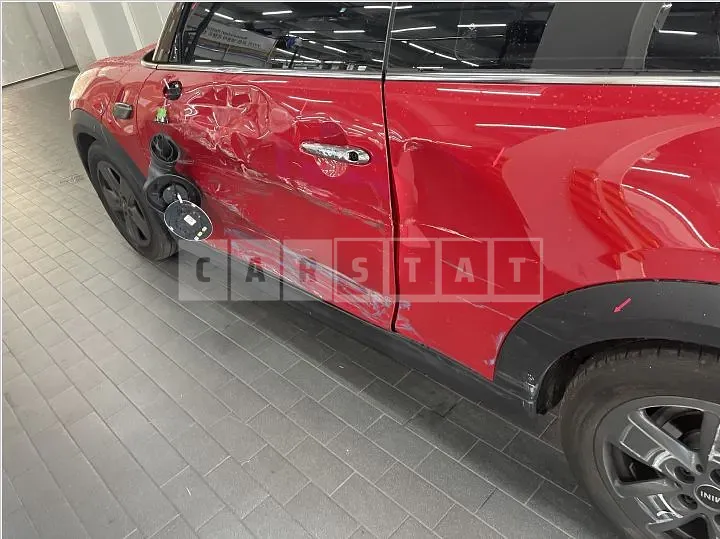 Photo 2 of 18: 2021 MINI Cooper — Korean insurance auction