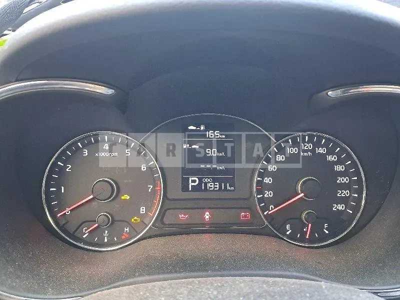 Photo 2 of 16: 2015 Kia Kz — Korean insurance auction