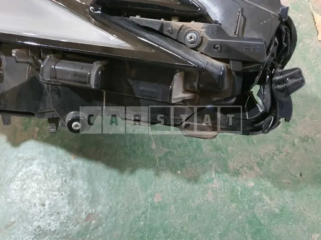 Photo 3 of 3: 2019 Lexus (parts) ES300h Headlamp — Korean insurance auction