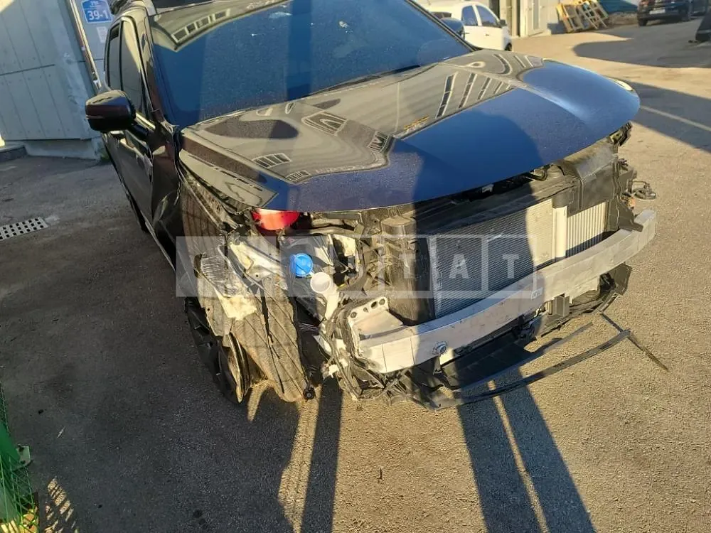 Photo 2 of 22: 2021 Kia Sorento /Sorrento, VIN KNARL81BHNA117731 — Korean insurance auction