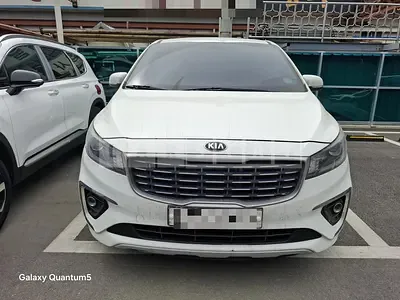 Photo 1 of 9: 2019 Kia Carnivals — Korean insurance auction
