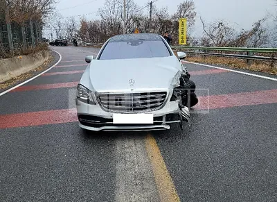 Photo 1 of 25: 2019 Mercedes-Benz S560 4Matic L — Korean insurance auction