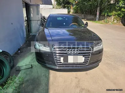 Photo 1 of 24: 2015 Audi A8L 50 TDI quattro, VIN WAUZZZ4H3FN039515 — Korean insurance auction